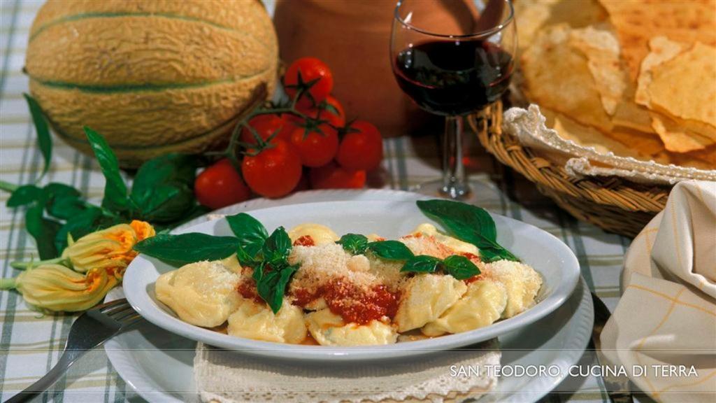 Li Teggi Turismo Rurale San Teodoro  Zewnętrze zdjęcie